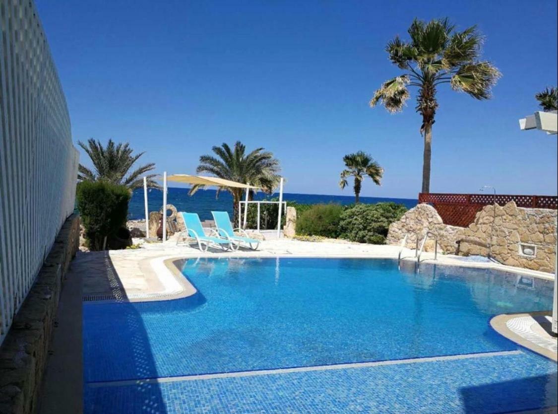 34 Beach Villa Пафос Екстер'єр фото